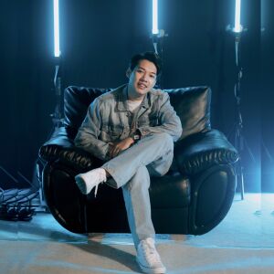 default playlist img