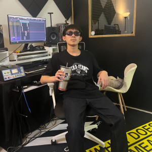 收聽GOHMARK的ออกเดินทาง (Explicit)歌詞歌曲