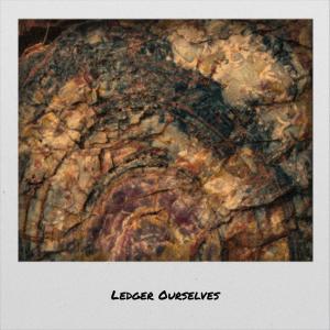 收聽Leonas Noval的Each Macrocosm歌詞歌曲