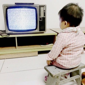 Listen to 那些 (伴奏) song with lyrics from 郭庚