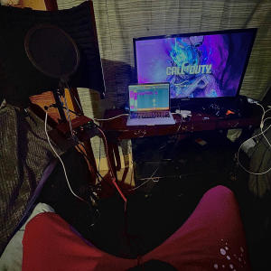 default playlist img