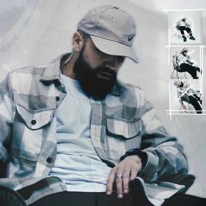 Listen to Без чувств song with lyrics from Chainy