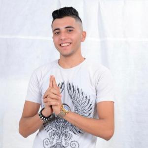 Listen to دنيا ماشيه بالمصالح (Explicit) song with lyrics from Ahmed Shiko