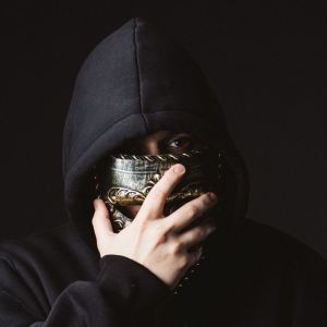 Listen to Банница song with lyrics from Максим Саттаров