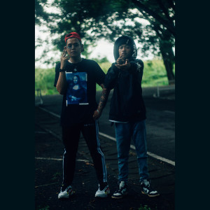 Listen to ขี้ยา song with lyrics from STAMP-ST