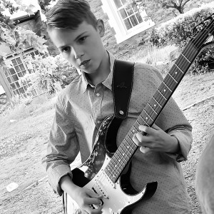 ดาวน์โหลดและฟังเพลง Change Your Mind พร้อมเนื้อเพลงจาก Ethan Briggeman