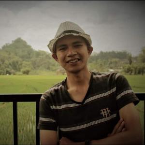 Listen to Cakrawala (Acoustic) song with lyrics from Joe