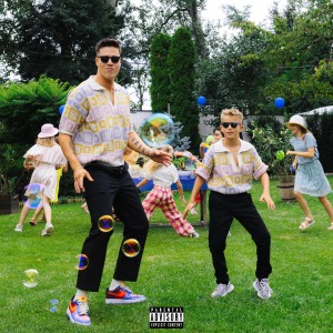 default playlist img