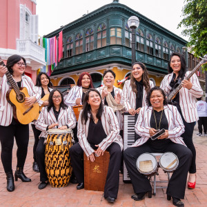 Dengarkan Hasta la Guitarra Llora(Homenaje a Rosa Mercedes Ayarza) lagu dari Ambiente Criollo dengan lirik
