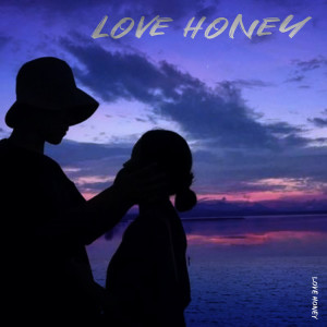 收聽王星賀的Love Honey (伴奏)歌詞歌曲