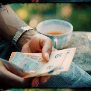 Dengarkan Arrogant lagu dari Sainté dengan lirik