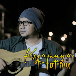 Dengarkan Kejamnya Hatimu lagu dari Decky Ryan dengan lirik