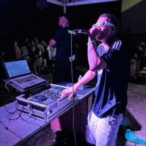 default playlist img