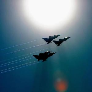 收聽Megatrong的Escape Plan歌詞歌曲