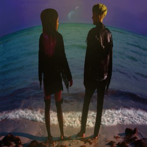 ดาวน์โหลดและฟังเพลง Love Howl พร้อมเนื้อเพลงจาก Crushed Out