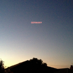 ดาวน์โหลดและฟังเพลง Germany พร้อมเนื้อเพลงจาก Artur Dyjecinski