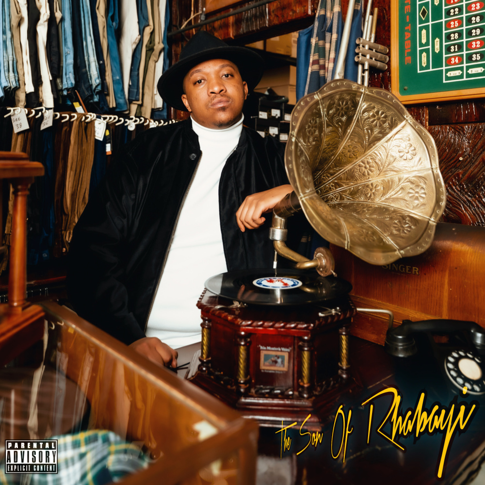 Intro (feat. Zwayetoven, Senzo Afrika, Bassie, Chley, Leandra.Vert)
