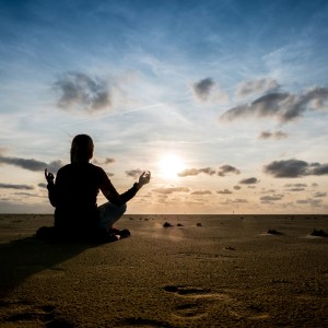 收聽Asian Zen Meditation的Warm Motion for Peace歌詞歌曲