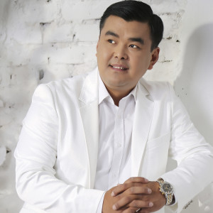 ดาวน์โหลดและฟังเพลง Dartin'Men พร้อมเนื้อเพลงจาก Maxset O'temuratov