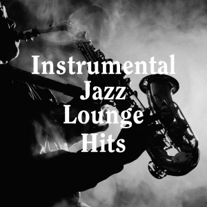 Dengarkan lagu Just the Two of Us nyanyian Sandro Gibellini Trio dengan lirik