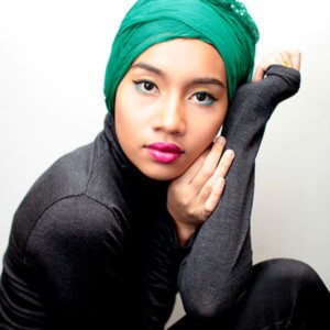 Listen to Lautan song with lyrics from Yuna