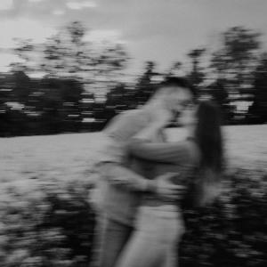 Tuneit的專輯tu hai kahaan (slowed + reverb)