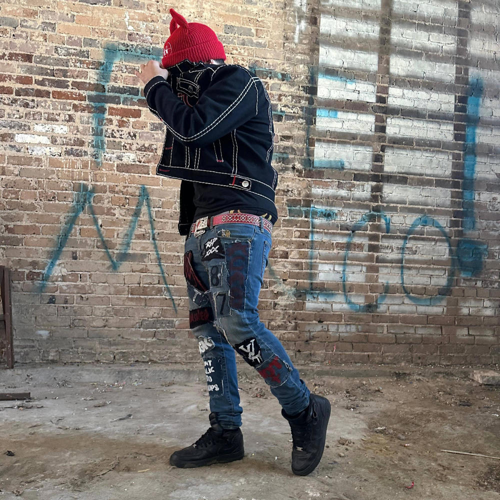 Watch me bleed (Explicit)