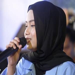 Dengarkan Sun Akoni lagu dari Suci Tacik dengan lirik
