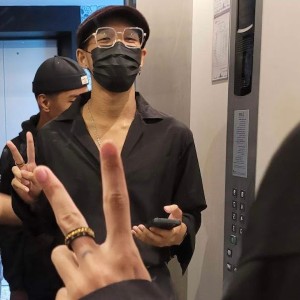 Listen to เทพนิยาย (Explicit) song with lyrics from Arert