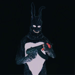收聽B-Train的Donnie Darko Got the Draco (Explicit)歌詞歌曲