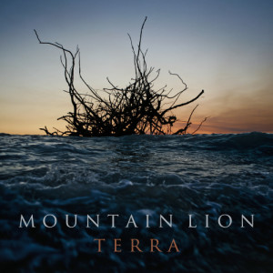 ดาวน์โหลดและฟังเพลง Manta พร้อมเนื้อเพลงจาก Mountain Lion