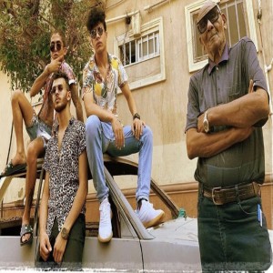 收听Eslam El Masry的كدابين مش تمام歌词歌曲