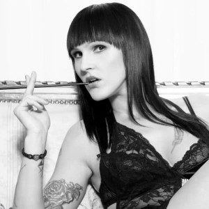 收聽Agnieszka Chylinska的Nie mogę cię zapomnieć (Kalwi & Remi Remix)歌詞歌曲