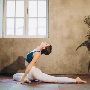 ดาวน์โหลดและฟังเพลง Mindful Yoga Harmonics พร้อมเนื้อเพลงจาก Meditative Yoga