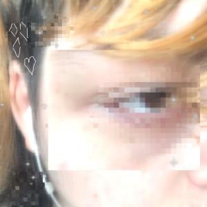 ดาวน์โหลดและฟังเพลง hunter พร้อมเนื้อเพลงจาก ovrwrld