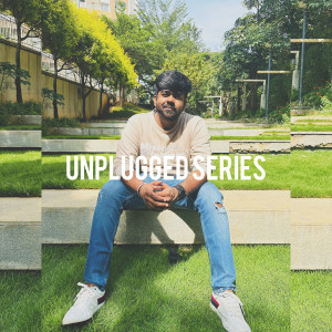 Listen to Azhagooril Poothavale (Unplugged) song with lyrics from Navaneeth Srivatsan
