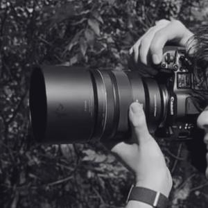 收聽Grace Newman的Internet Anomaly歌詞歌曲