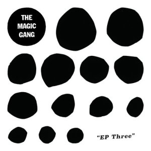 ดาวน์โหลดและฟังเพลง Hotel Apathy พร้อมเนื้อเพลงจาก The Magic Gang