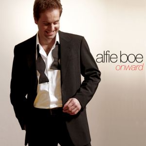 收聽Alfie Boe的You'll Never Walk Alone (From "Carousel")歌詞歌曲