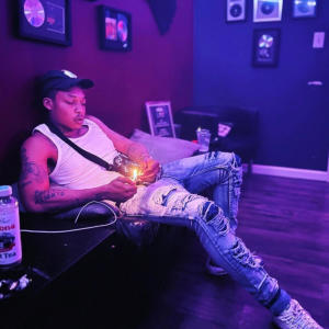 ดาวน์โหลดและฟังเพลง 1 of the GREATEST (Explicit) พร้อมเนื้อเพลงจาก Jay $moove