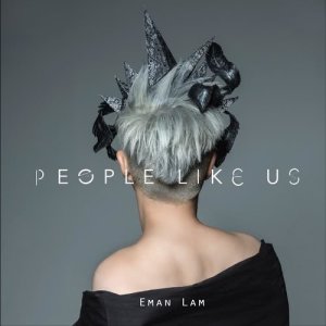 Dengarkan lagu Cheers! nyanyian 林二汶 dengan lirik