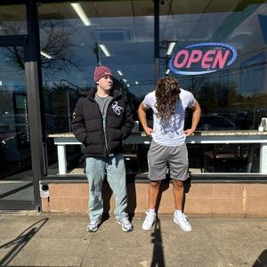 410 YD的專輯Short Bus (feat. Gaetano) [Explicit]