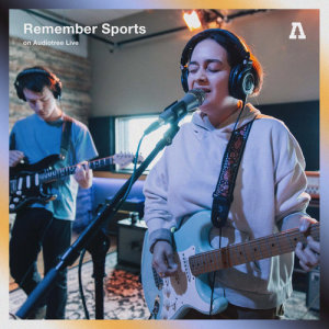 收聽Remember Sports的Nothing's Coming Out歌詞歌曲
