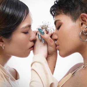 ดาวน์โหลดและฟังเพลง Pretty Girl (ใกล้เธอ) [feat. Pat Zweed n' Roll] พร้อมเนื้อเพลงจาก SILVY
