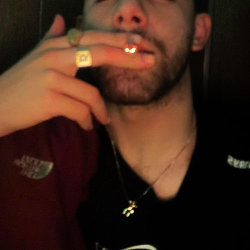 POR MI (feat. TIMEX GF) (Explicit)