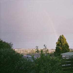 Hans的专辑Neighbourhood