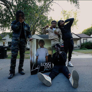 GodBlessDaScammerz的專輯Facts (feat. Mbkxynt) [Explicit]