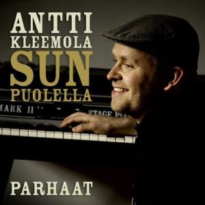 ANTTI KLEEMOLA的專輯Sun puolella - Antti Kleemolan parhaat