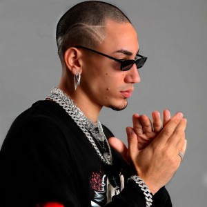 Omar Courtz ดาวน์โหลดและฟังเพลงฮิตจาก Omar Courtz