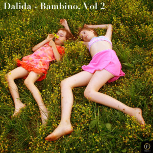 ดาวน์โหลดและฟังเพลง Itsi bitsi petit bikini พร้อมเนื้อเพลงจาก Dalida